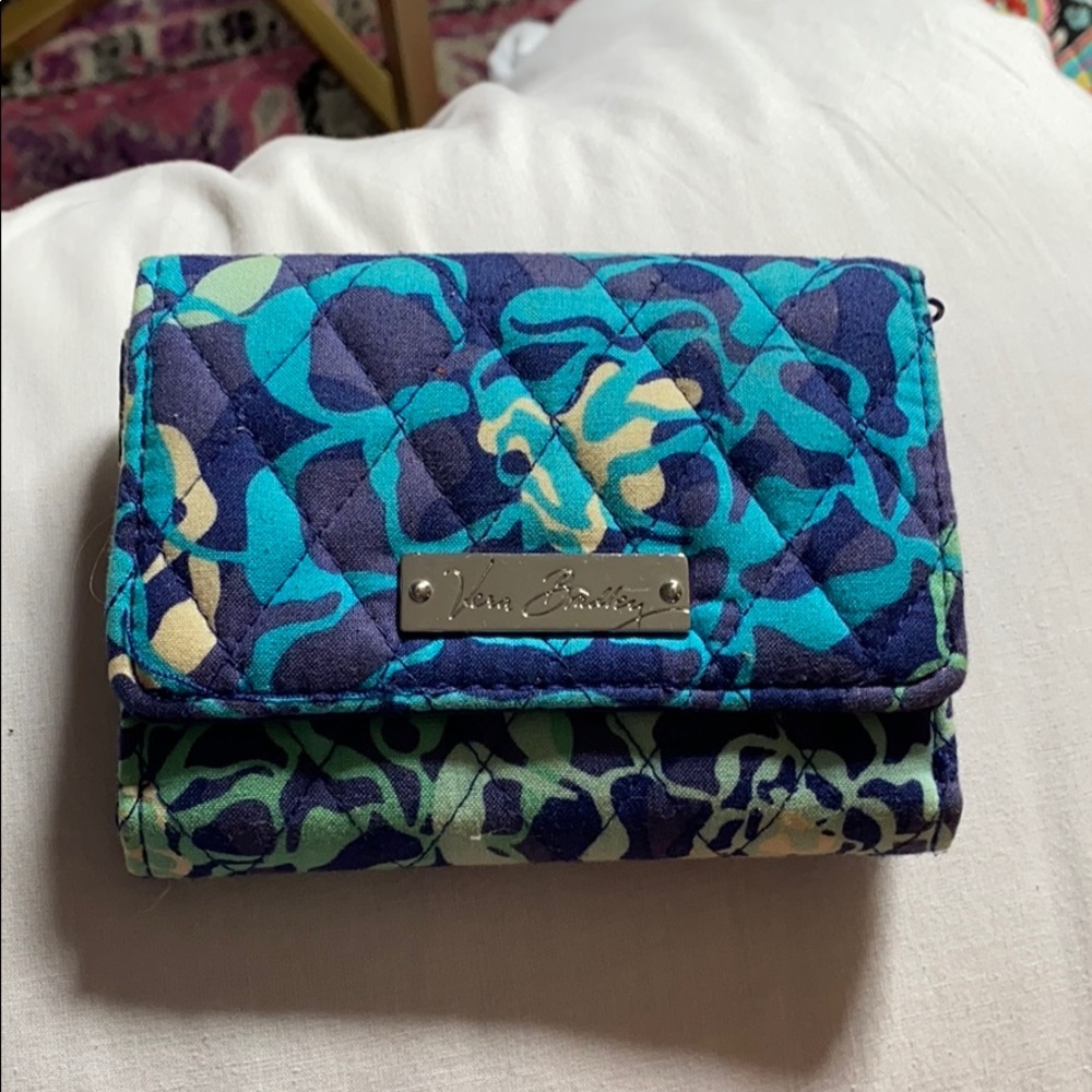 Vera Bradley wallet
